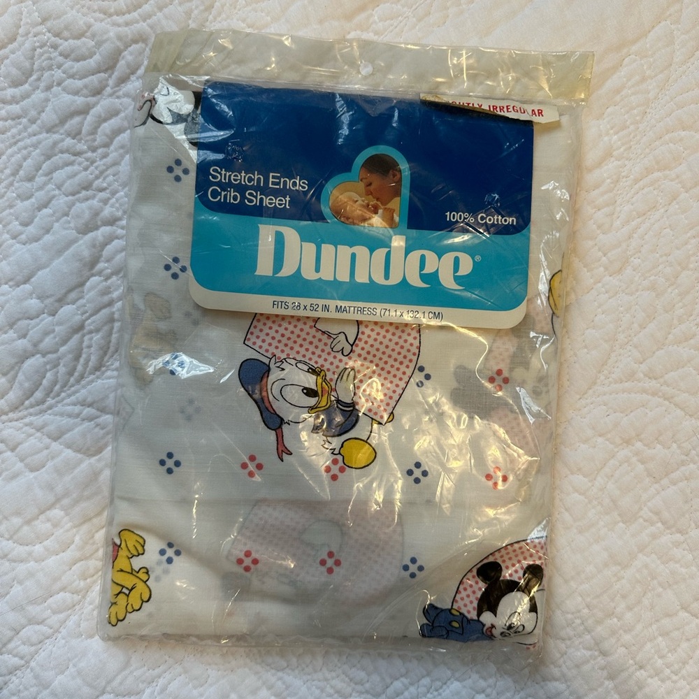 Dundee Stretch Ends Crib Sheet with Disney Baby ABC Print